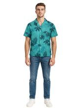 Men's Tropical Print Shirt w/ Jeans