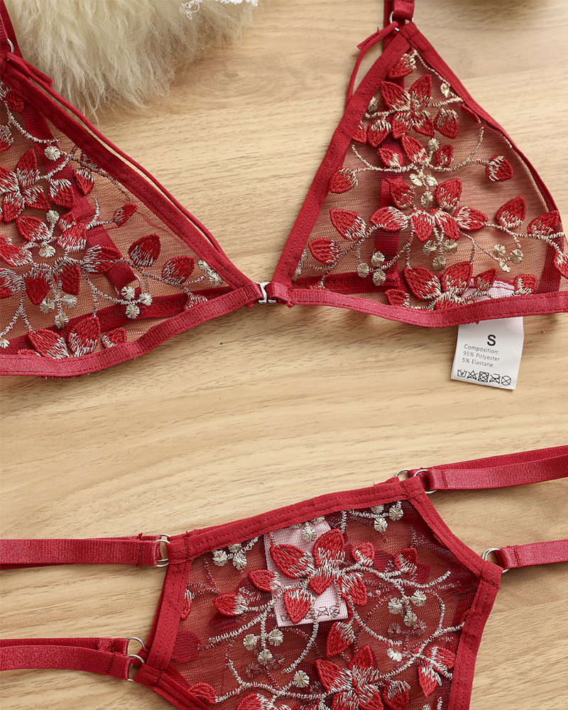 3D Floral Embroidery Bra Set