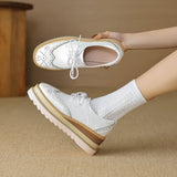Derby-Schuhe mit Plateausohle im Brogue-Stil