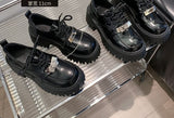 Plateauschuhe mit Schnürung aus Kunstleder