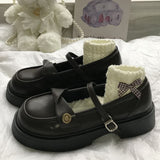 Mary-Jane-Schuhe mit Plateausohle und Twist