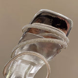 Sandalen mit Schleife und Strass-Riemen