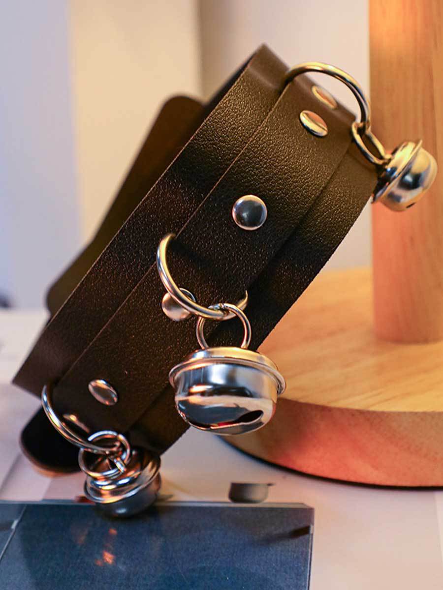 Silver Bell Choker Leash