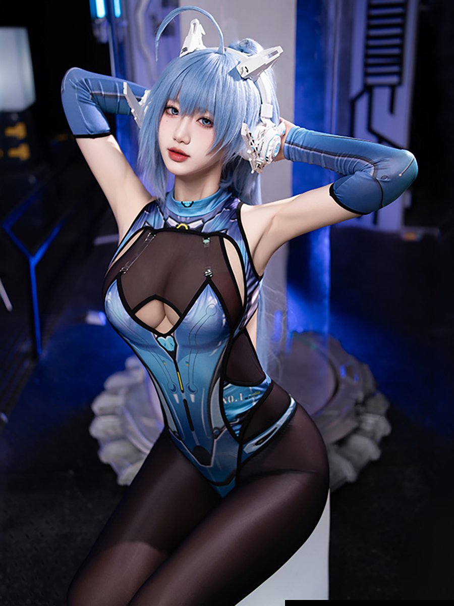 Crotchless Bodysuit Set