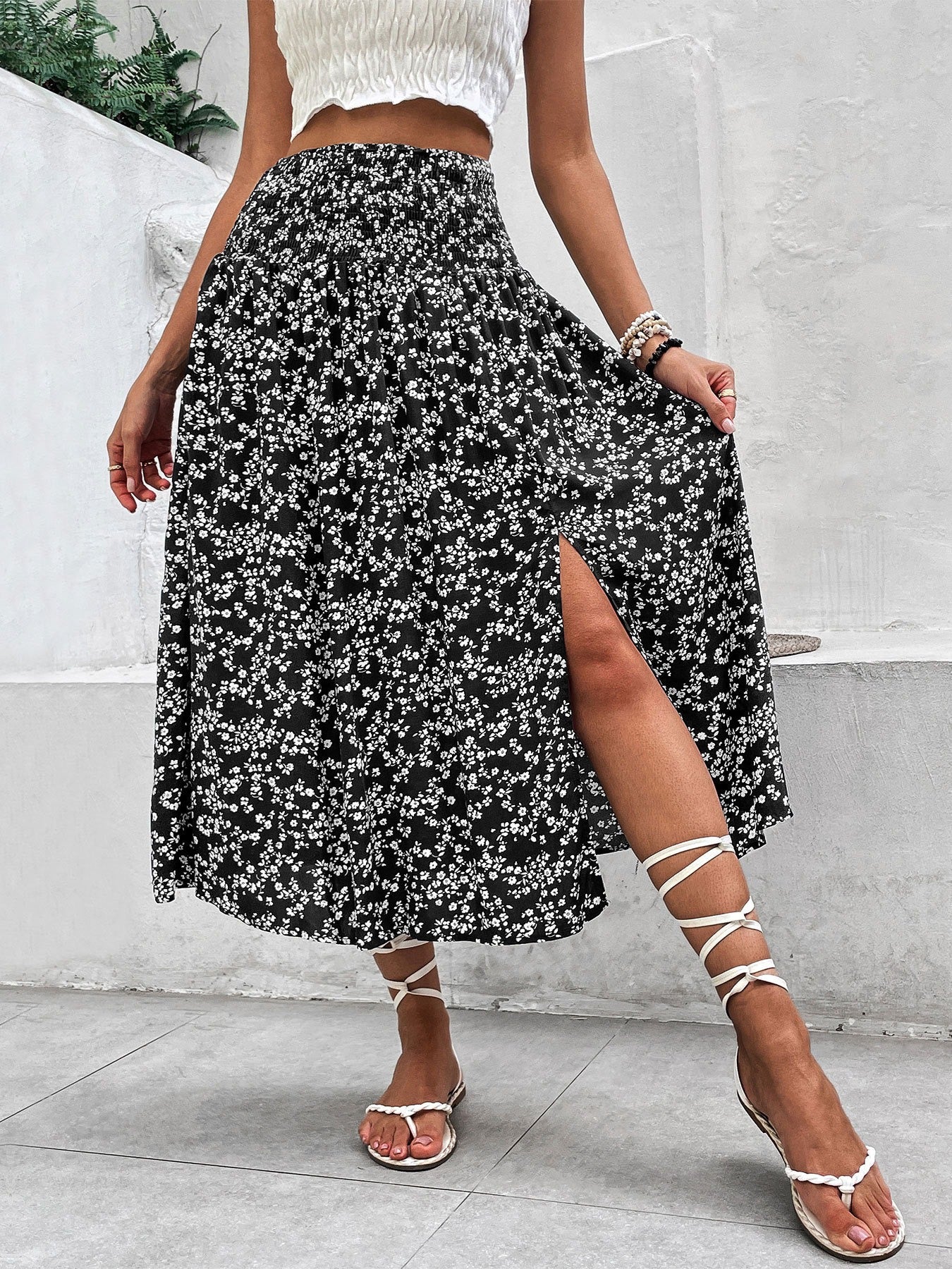 Casual Printed Skirt With A Slit