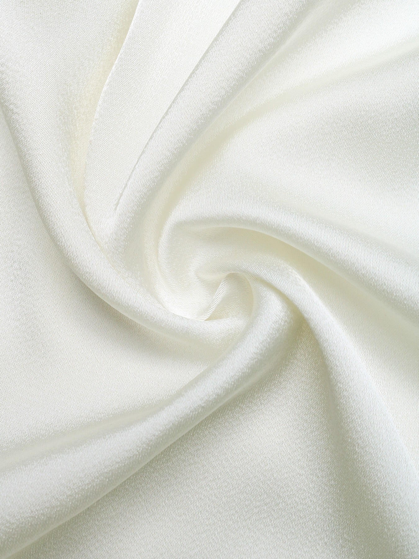Solid-Color Halter-Neck Shirt With An Elegant Vibe