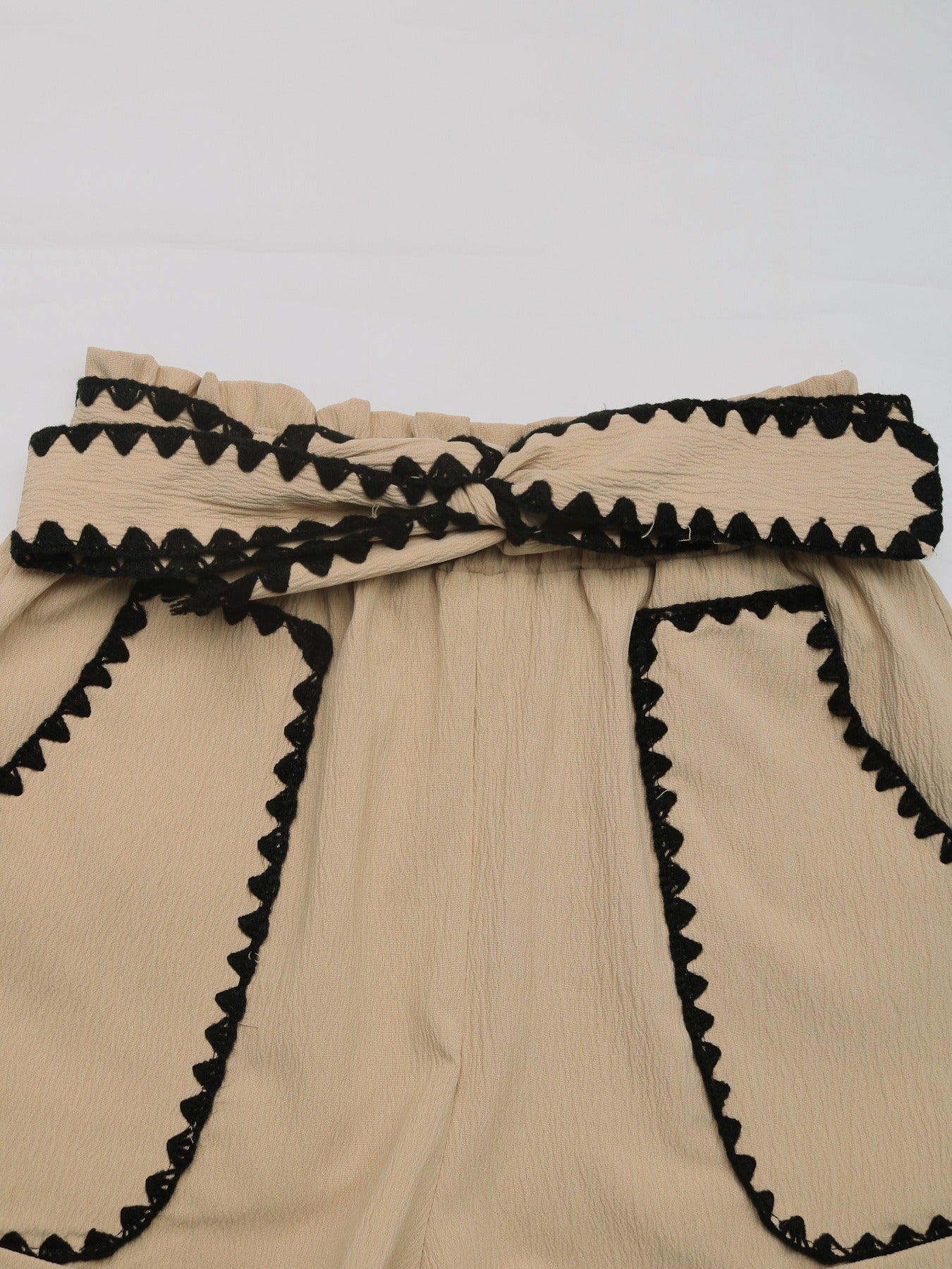 Apricot Bow Tie Casual Shorts