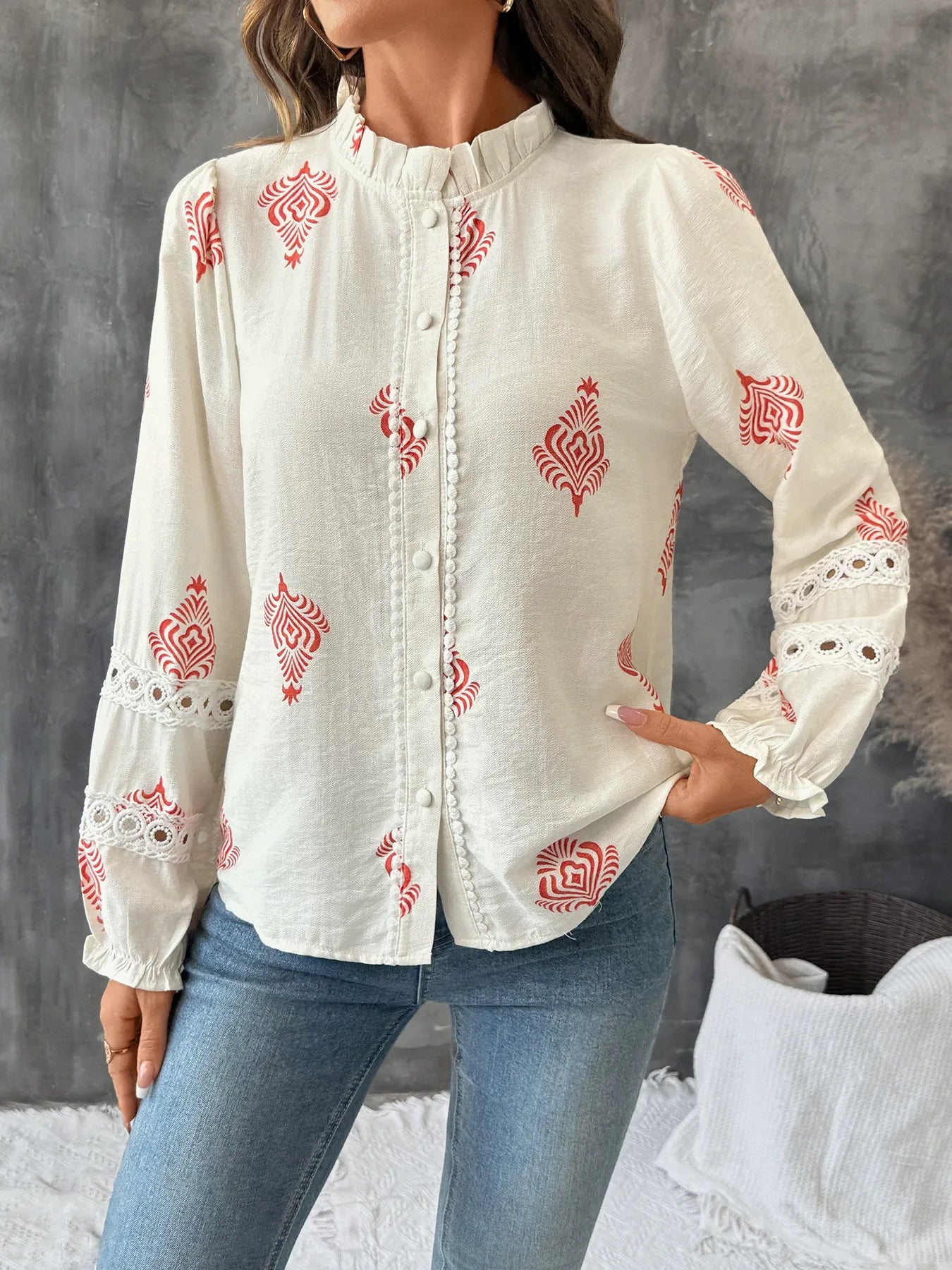 Embroidered Floral Shirt With A Small Stand Collar