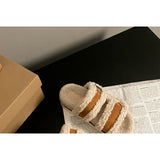 Slide-Sandalen aus Fleece mit Plateau-Einsatz