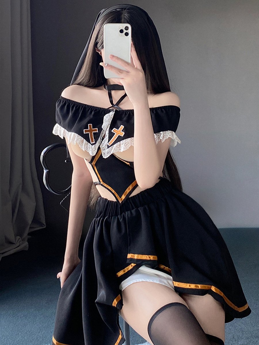 Cupless Nun Costume
