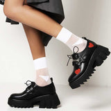 Zapatos Mary Jane Lolita con corazón rojo Y2K