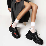 Zapatos Mary Jane Lolita con corazón rojo Y2K