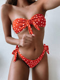 Schulterfreier Bikini-Badeanzug mit Polka Dots