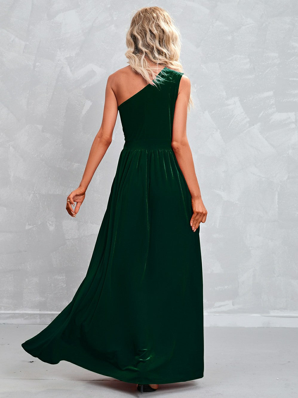 Sexy Solid Color Cut-out One-shoulder Dress Aosig