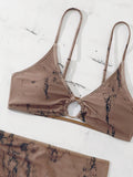 Dreiteiliges Neckholder-Bikini-Set mit Dreiecksmuster